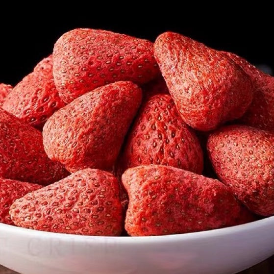 Premium Korean Freeze Dried Strawberries 特级韩国冻干草莓脆 100g